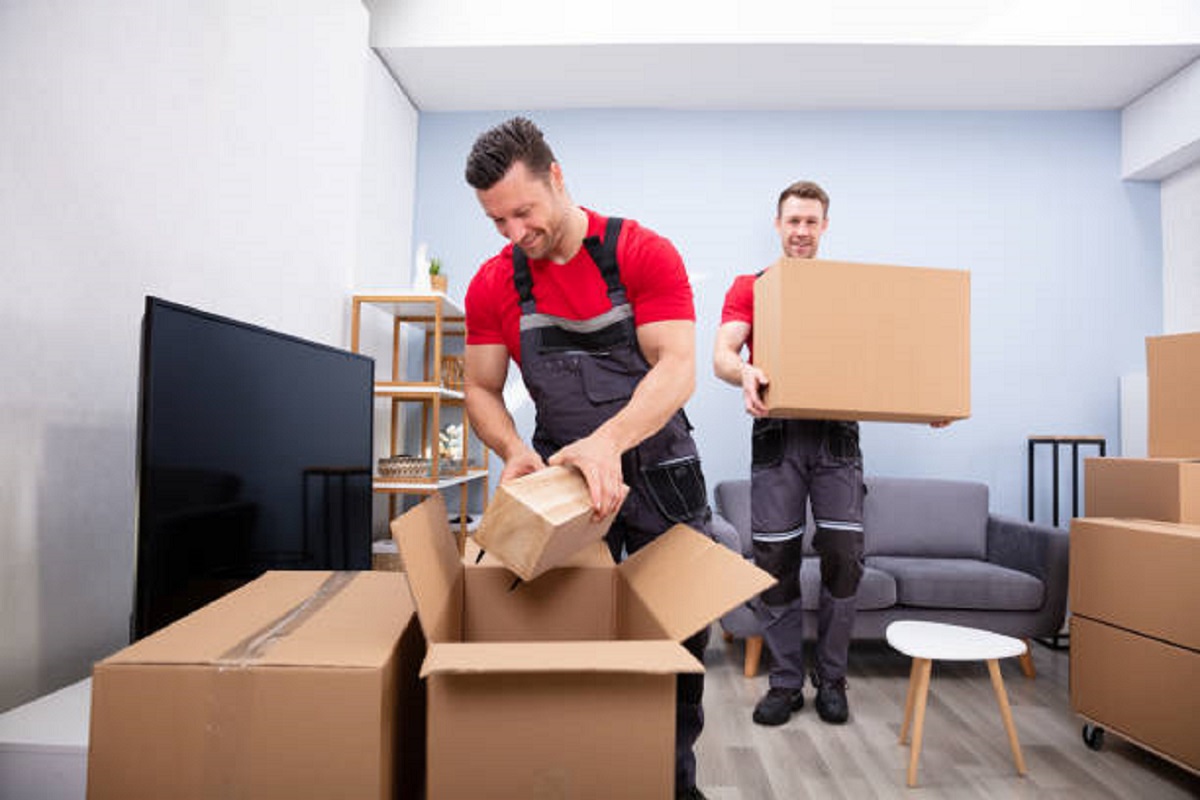 Villa Movers and Packers Dubai Hills